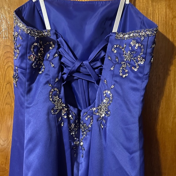 Morgan & Co. Vibrant Purple Dress - Picture 5 of 5